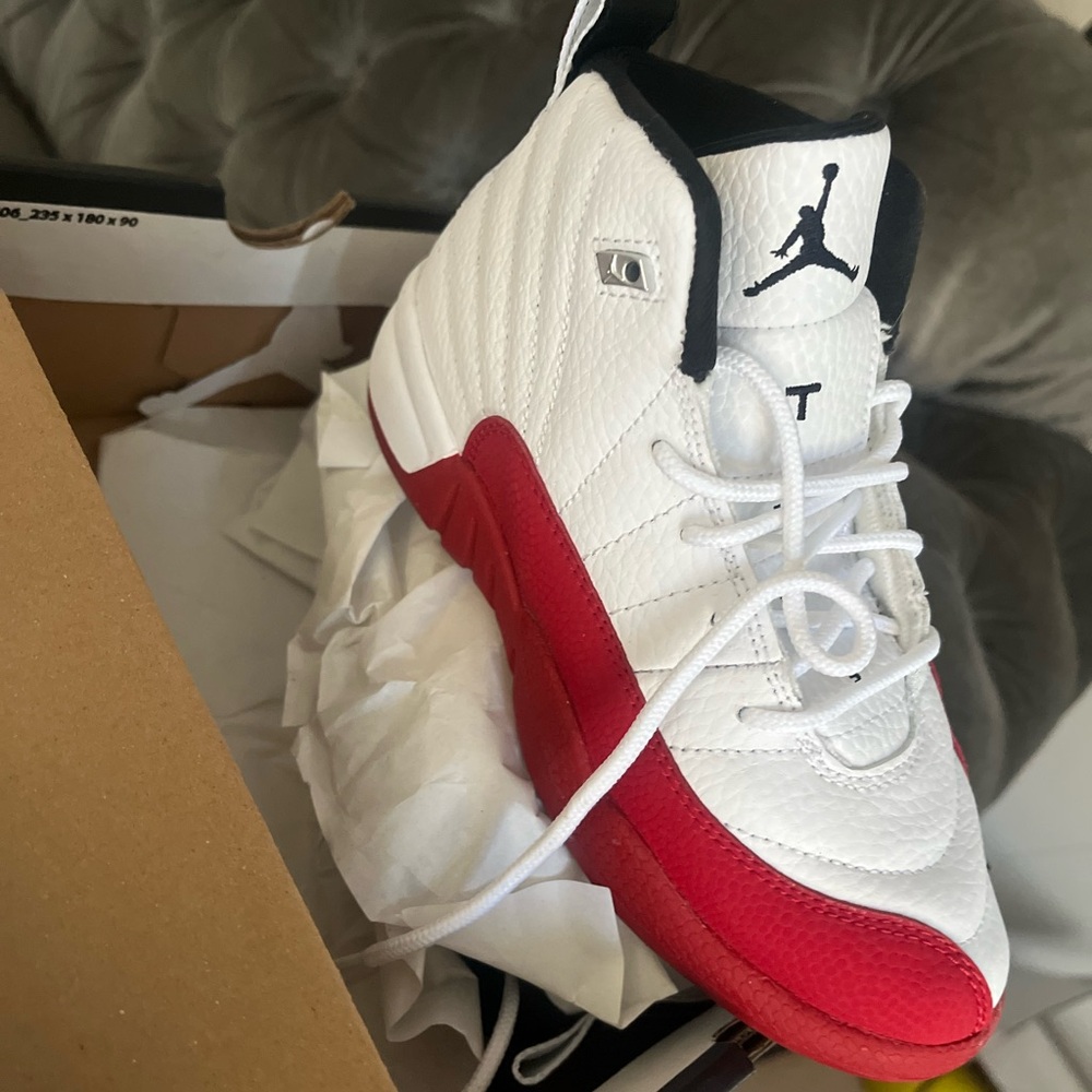 Jordan 12 retro size 13c kids